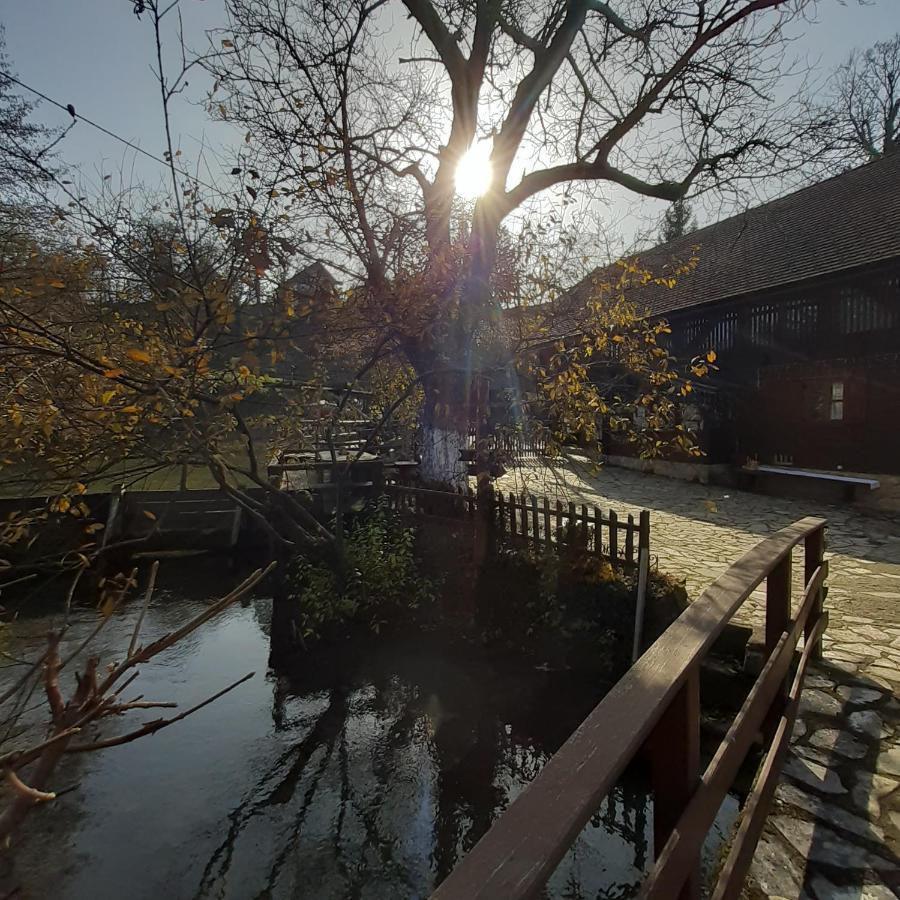 Guesthouse Pod Rastockim Krovom Slunj Exteriér fotografie